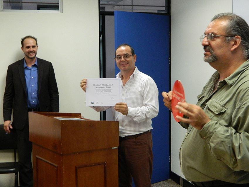 biblio-software libre ucr