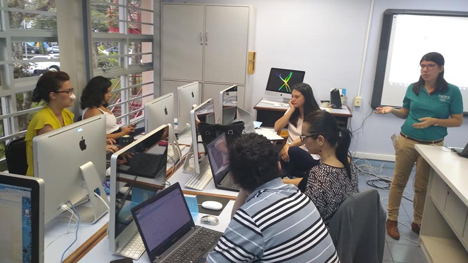 Taller METICS en Facultad de Educación 2018